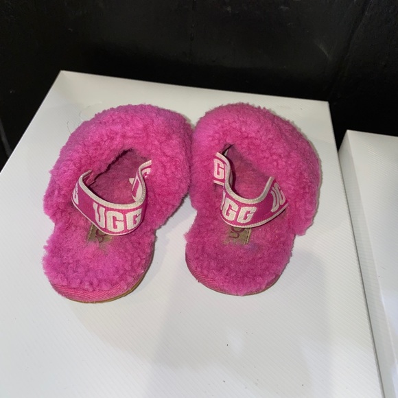 Ugg sheepskin slippers - Picture 6 of 8